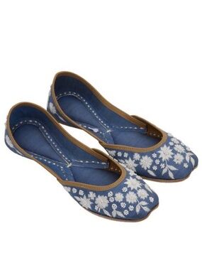 NWT artisanal embroidered blue floral flats from Pode